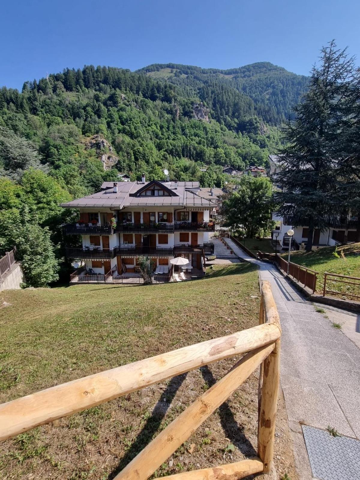 Ferienwohnung La Casa Del Cervo Limone Piemonte Exterior foto